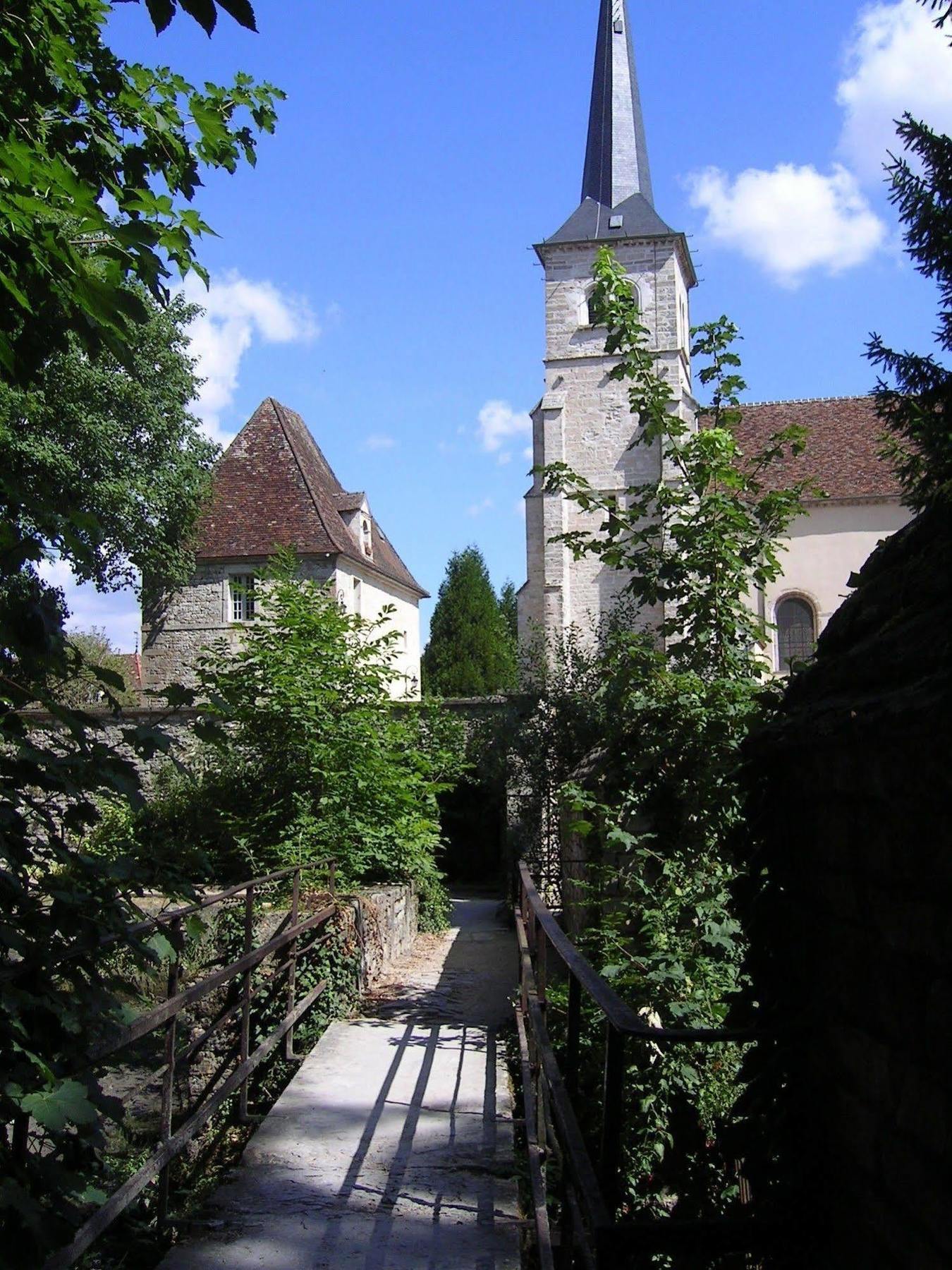 Hotel L'Oree Des Vignes Жийи-ле-Сито Экстерьер фото